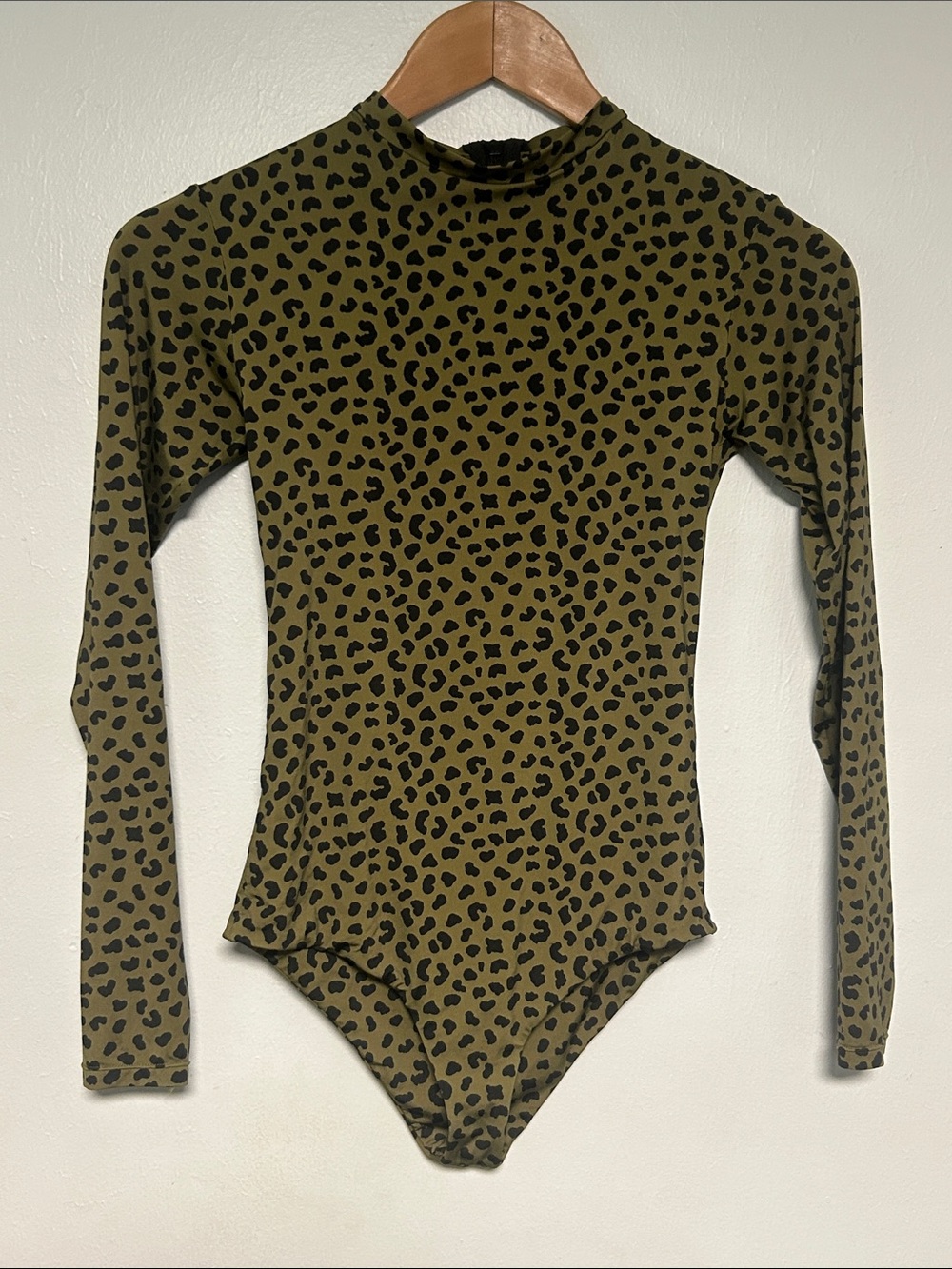 Mai Green Leopard Print Long Sleeve Bodysuit S Olive Black